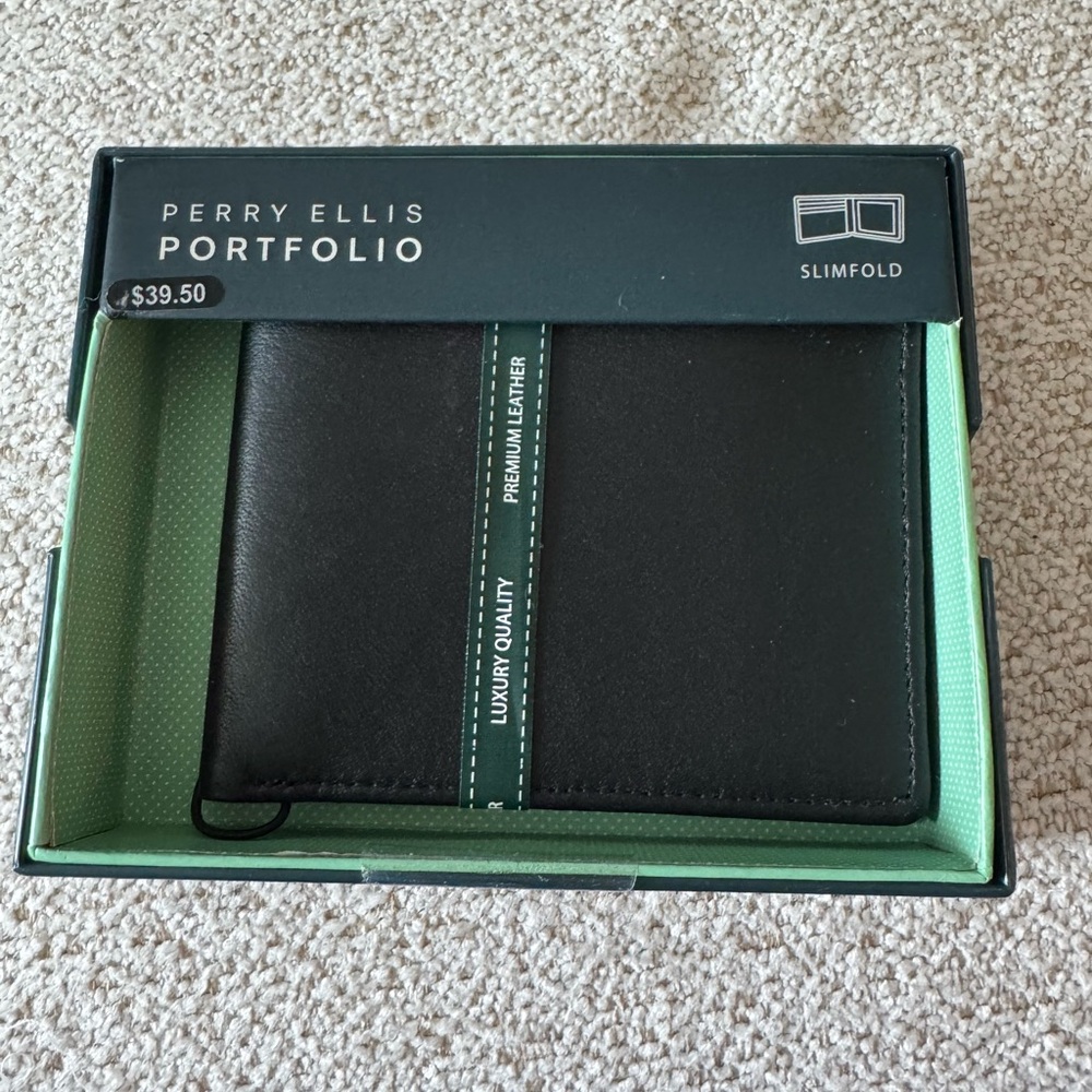 Perry Ellis Black Leather Bifold Wallet